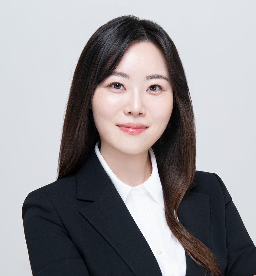 Ji Eun (Jinny) Kim